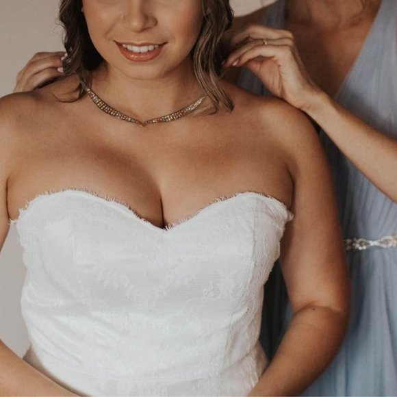 Lace Wedding Dress Bridal Gown - Picture 2 of 8